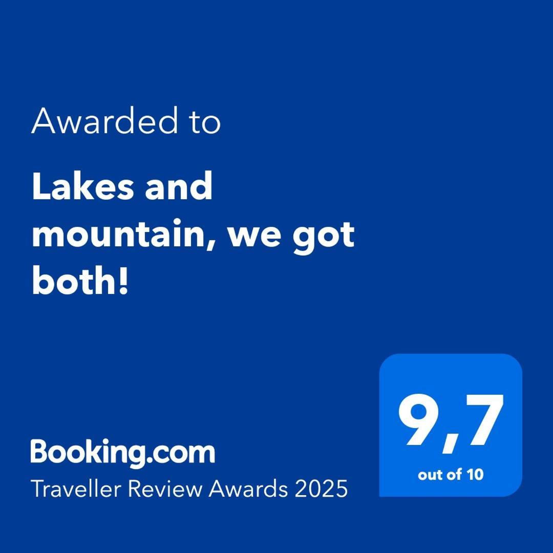 Lakes And Mountain, We Got Both! Moi Bagian luar foto